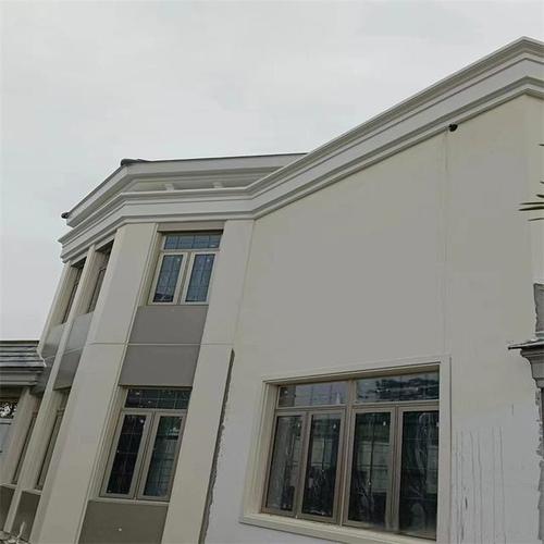 全称为玻璃纤维增强混凝土外墙线条,是一种新型的建筑装饰材料